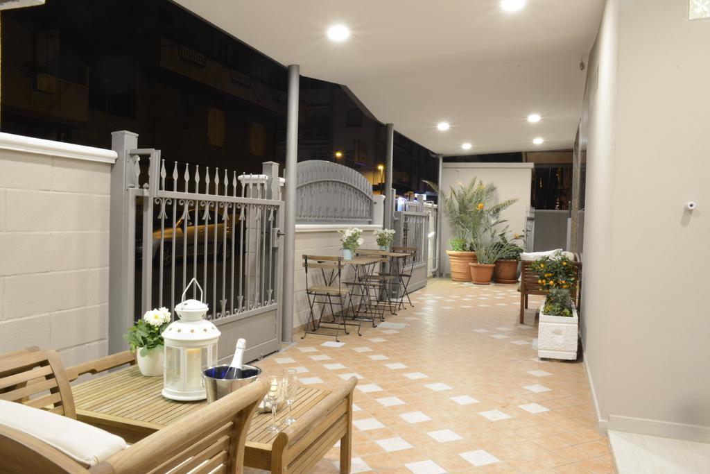 Mediterranea Sea House Montesilvano Marina Eksteriør billede